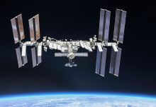 Фото - Российские космонавты приступили к выходу в открытый космос для работ с манипулятором ERA