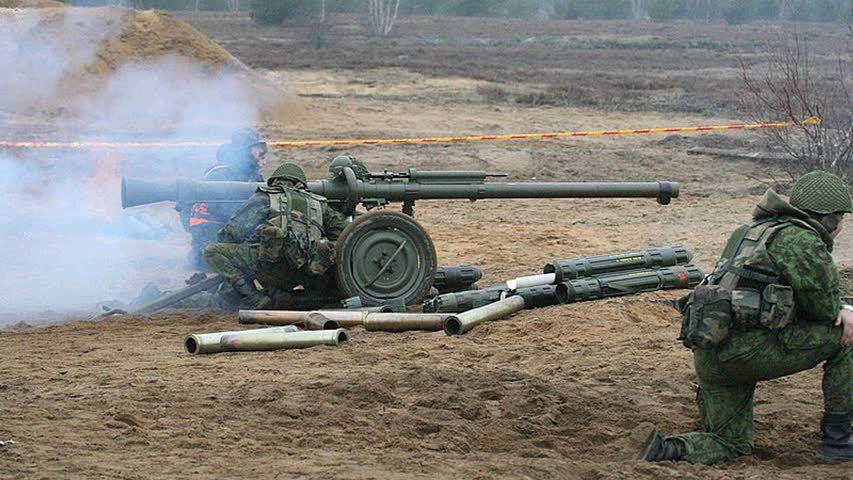 Фото - На Украине заметили снятые с вооружения шведские орудия