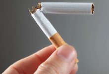 Фото - Врачи выяснили, что контакт кожи с табаком может приводить к дерматитам и раку у некурящих