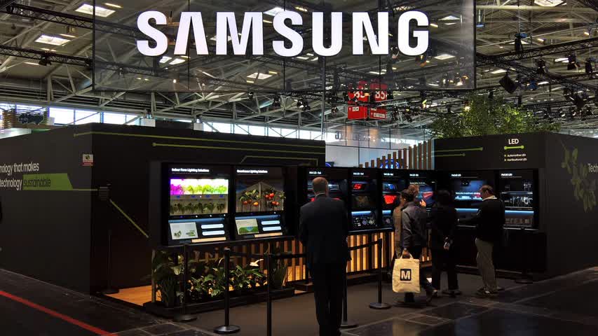 Фото - Samsung временно передумал возвращаться в Россию