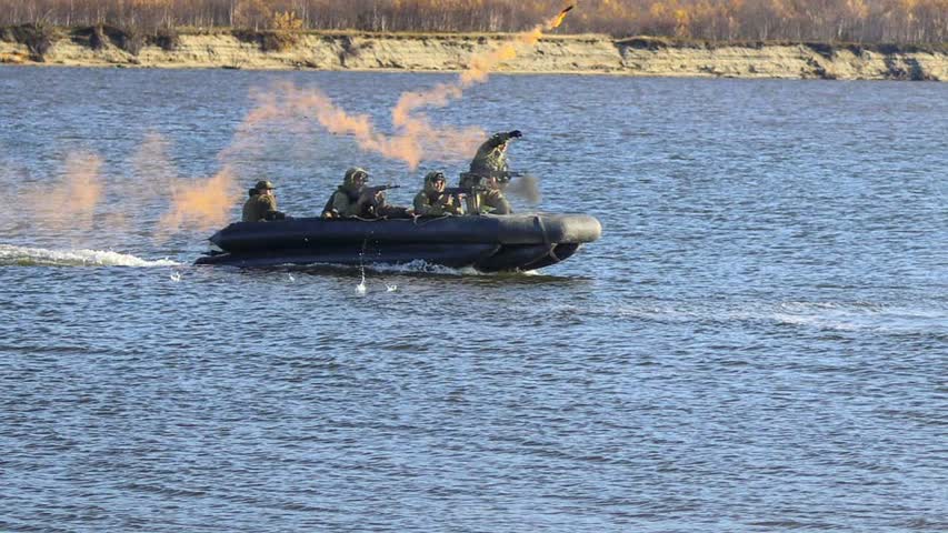 Фото - Соединения морской пехоты ВМФ России усилят