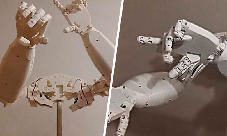 Фото - В России создали прототип робота для общения с людьми жестами